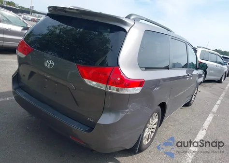 2012 Toyota Sienna Xle V6 8 Passenger из США, поврежденный, VIN 5TDYK3DC1CS271668